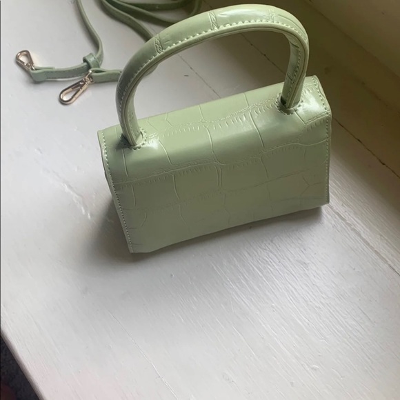 Blogger fav mini green leather bag - Picture 3 of 5